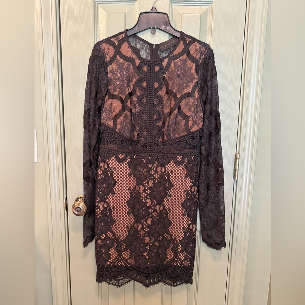 Kendall + Kylie lace dress EUC